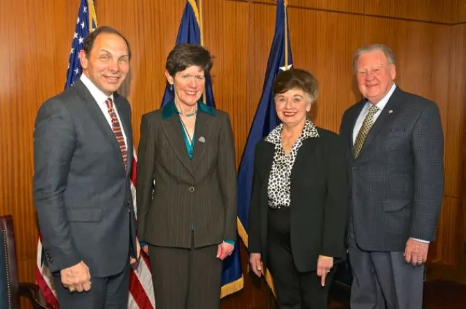 Secretary of Veterans Affairs Shows Appreciation For The Enduring Freedom Foundation